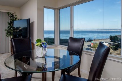 2 Bedroom Oceanfront Point, Round Table Pacific Grove Ca