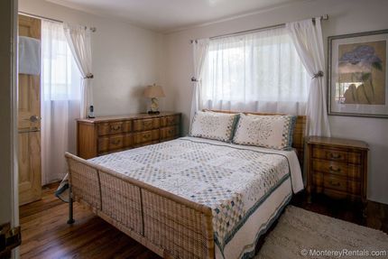 Master Bedroom - Bayview Cottage, New Monterey