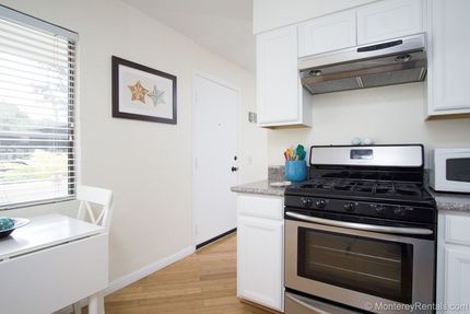 Kitchen - Ocean Forest 512, Ocean Forest