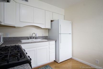 Kitchen - Ocean Forest 512, Ocean Forest