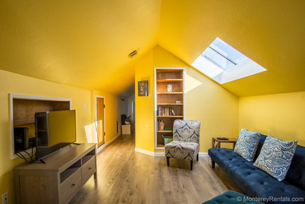 Living Room - Apartment Serendipity B, Central Pg