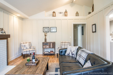 Living Room - Thistle Cottage, Carmel By The Sea