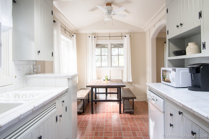Kitchen - Thistle Cottage, Carmel By The Sea
