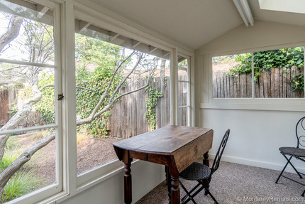 Office - Thistle Cottage, Carmel By The Sea