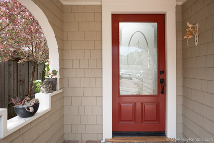 Entry Area - Crystal Cottage, Central PG
