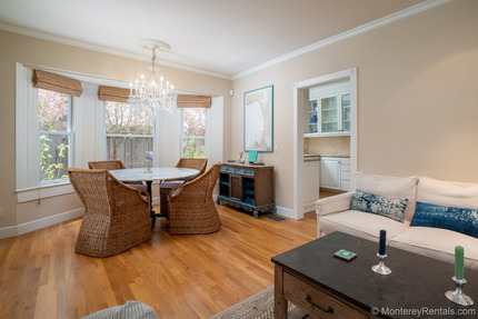 Overview - Crystal Cottage, Central PG