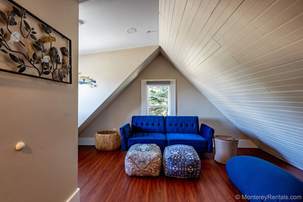 Sitting Area