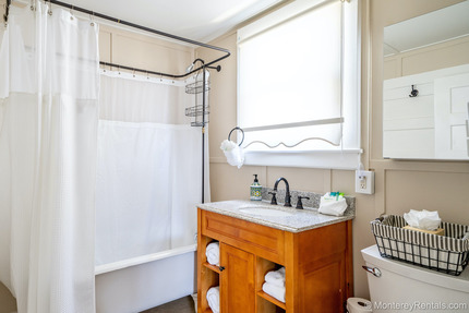 Upper Bathroom