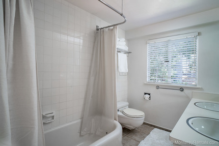 Upper Bathroom