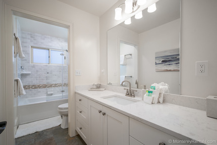 Upper Bathroom