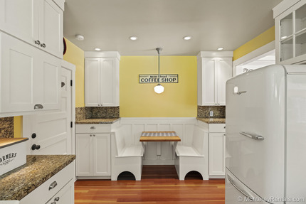 Breakfast Nook