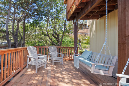 Lower deck