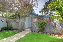 Overview - Turnkey Cottage, Central Pg