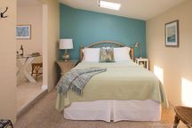 Bedroom - Turnkey Cottage, Central Pg